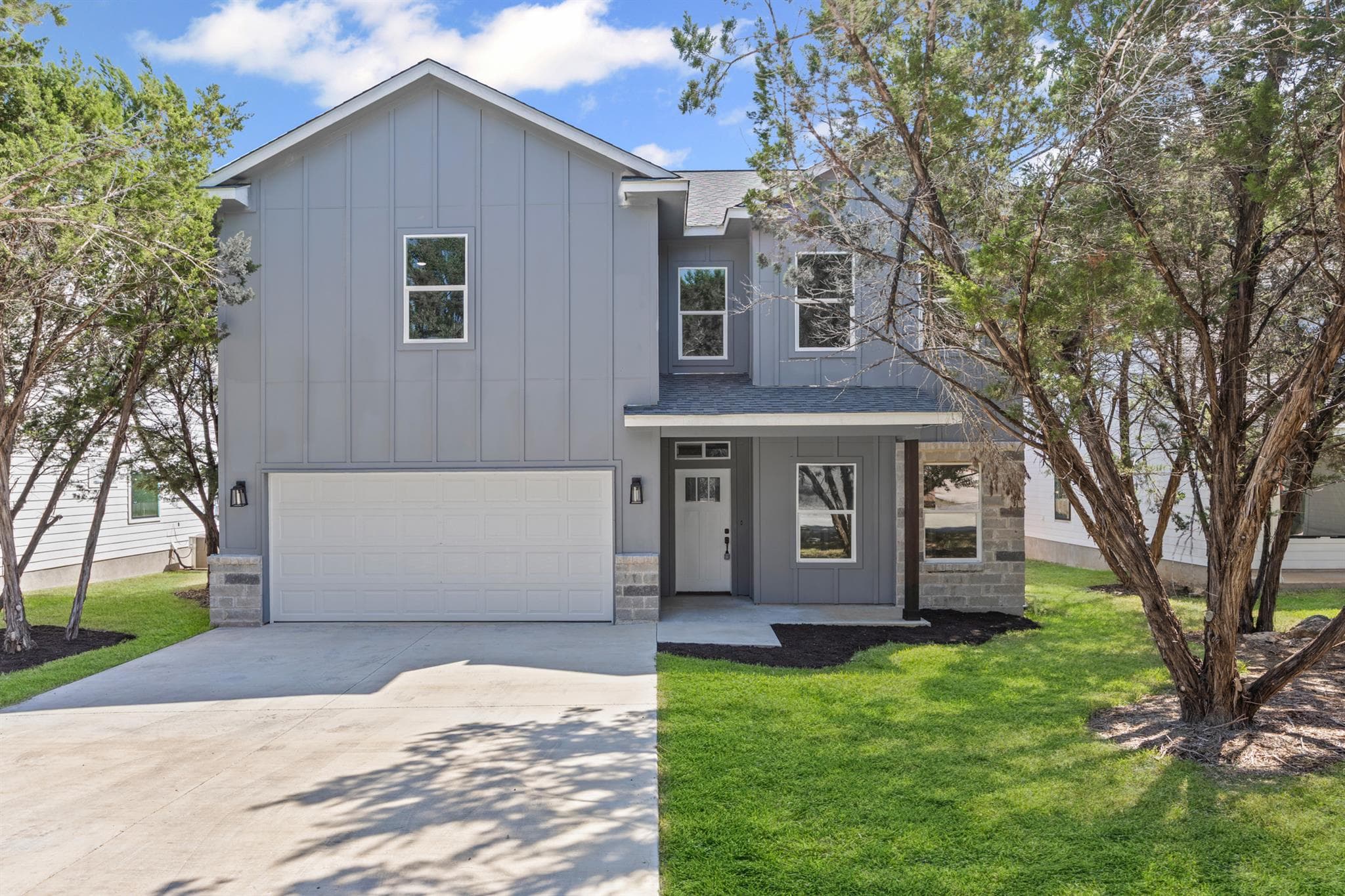 10 Honeysuckle Ln