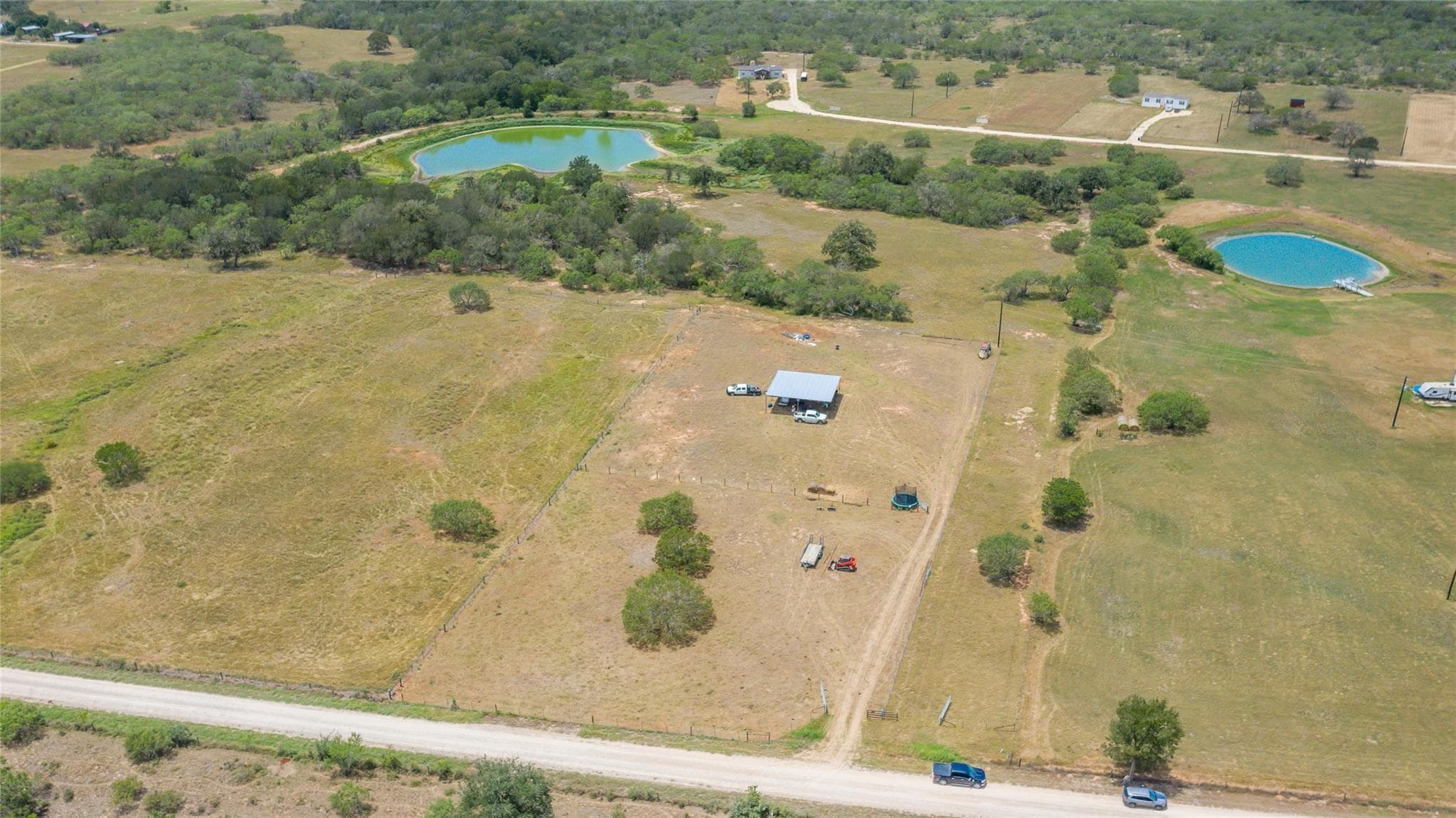 736 CR 421 Rd