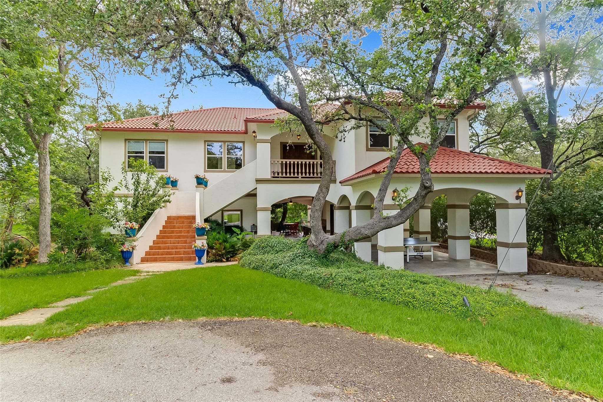 327 Elm Lodge Dr