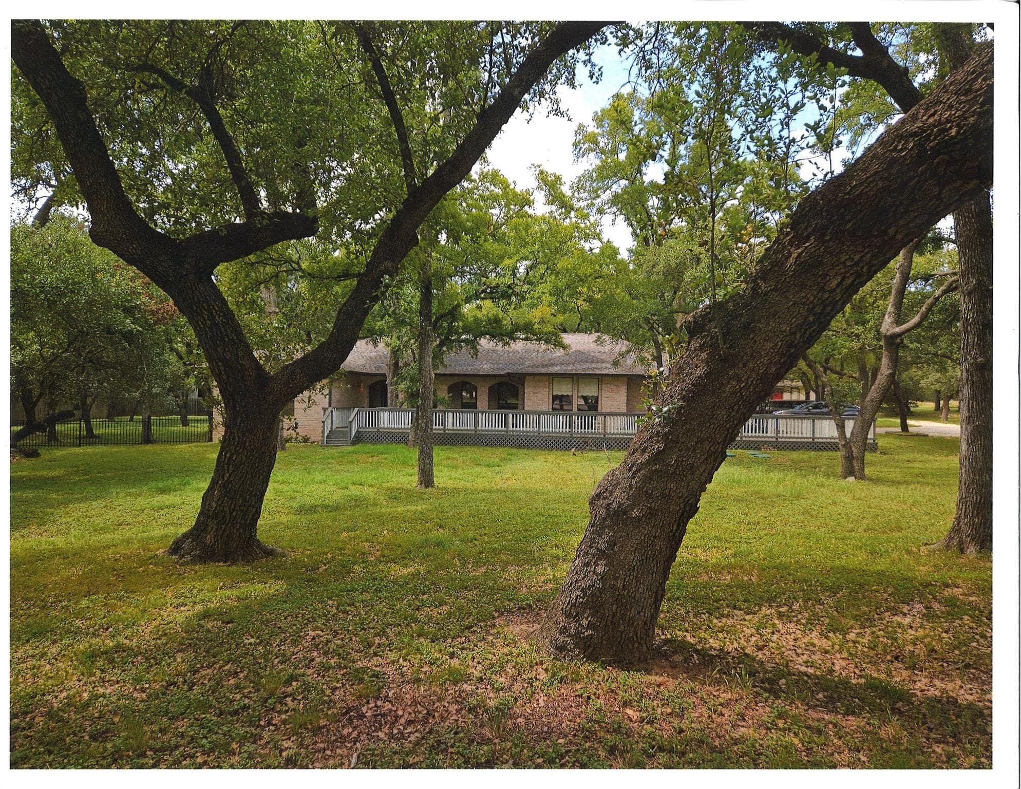 215 Serenada Dr