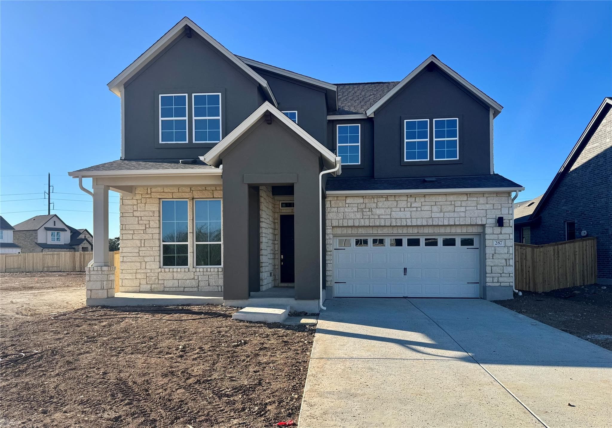 287 San Saba Dr