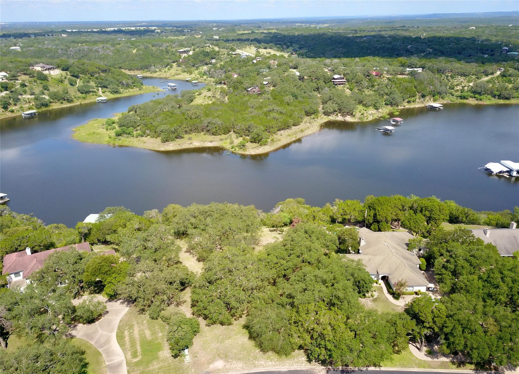 2802 Marina Shores Dr