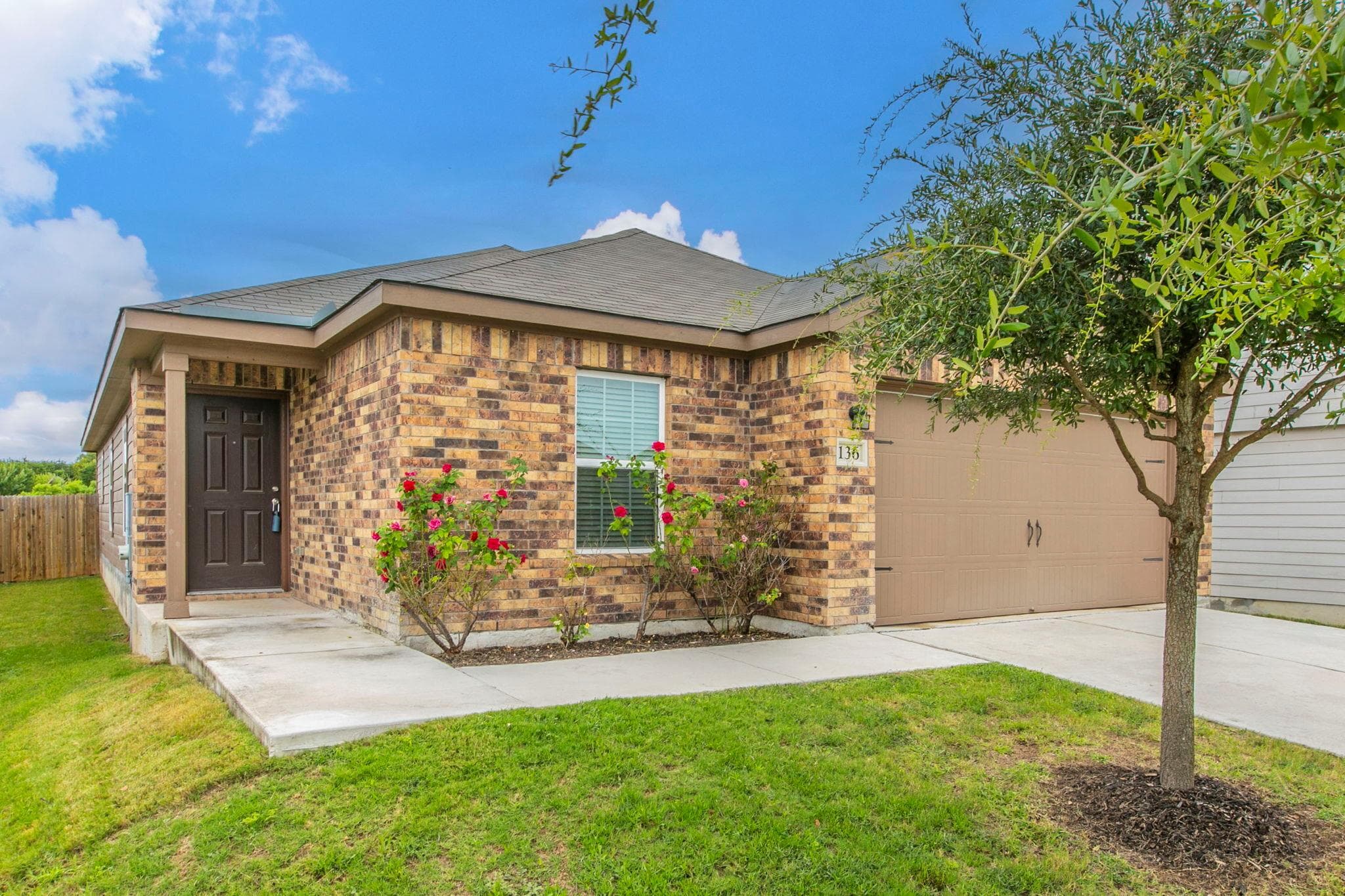 136 Allington Cir