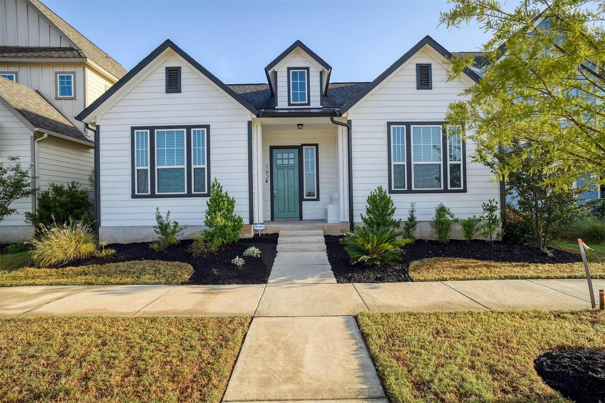 162 Adelton Blvd