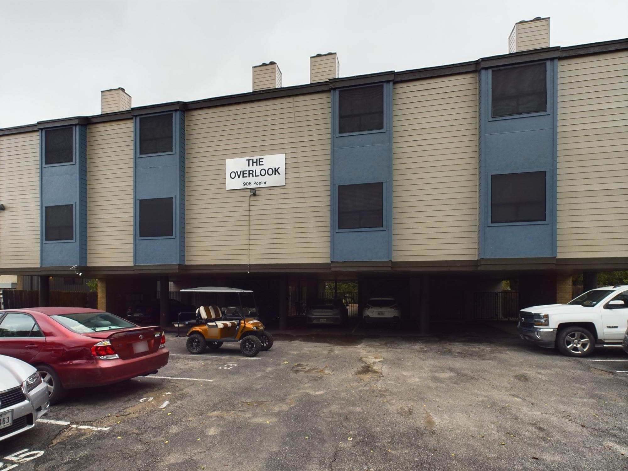 908 Poplar St #201