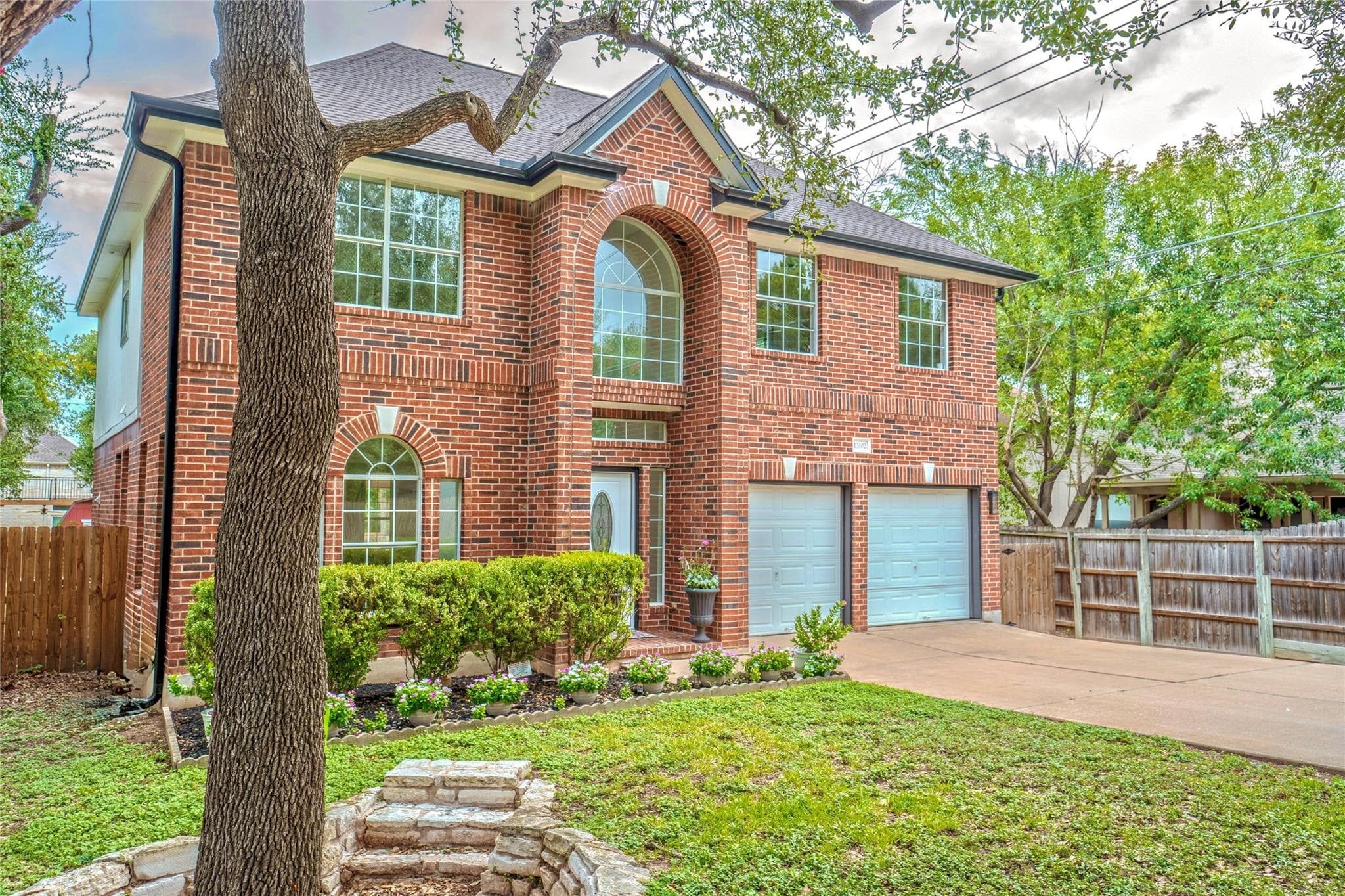 13102 Hunters Chase Dr