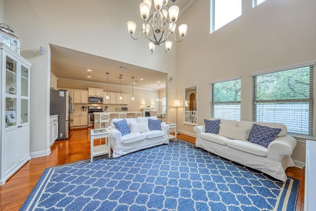 2304 S Lakeline Blvd #393