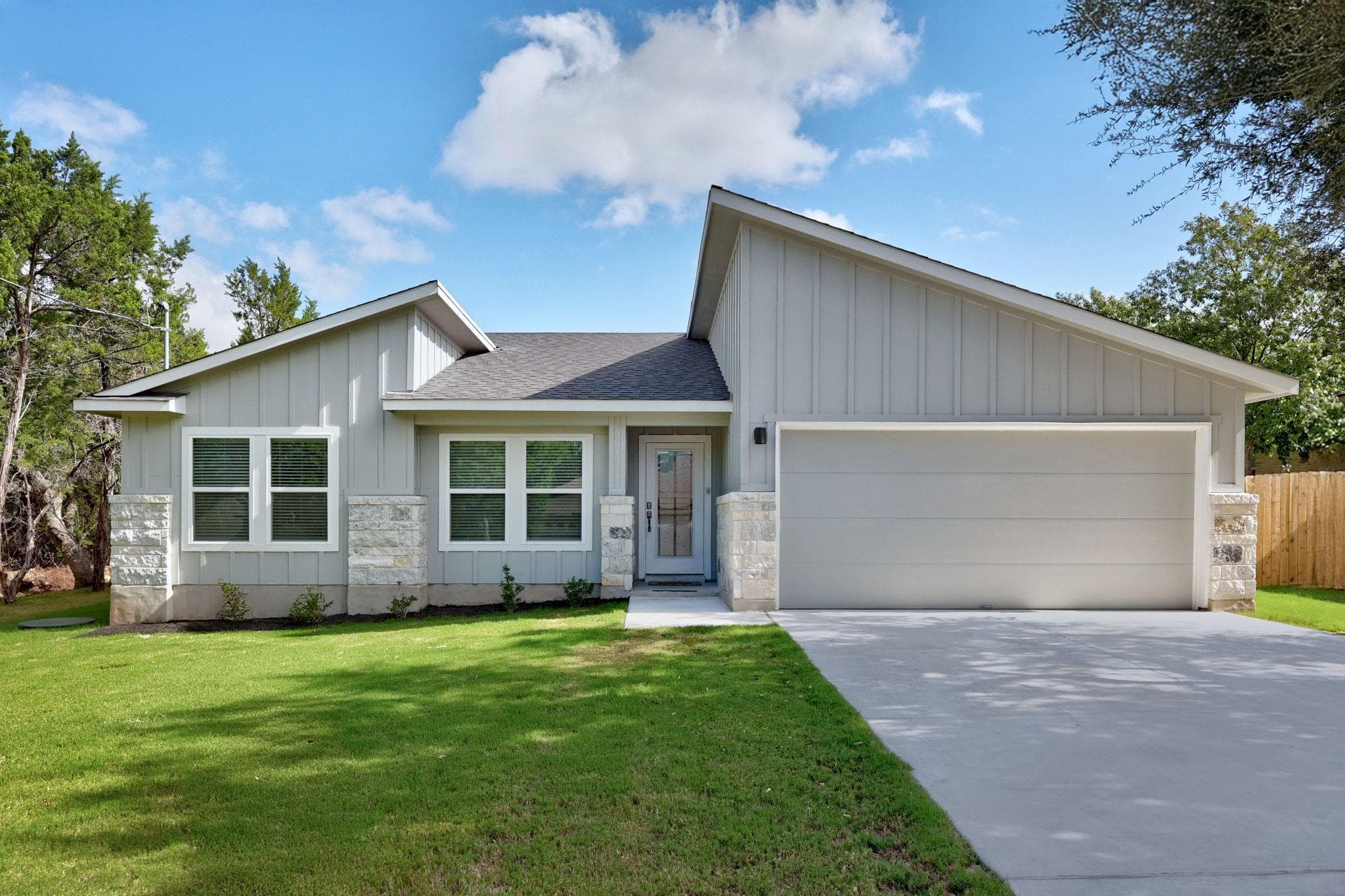 20102 Lee Ln