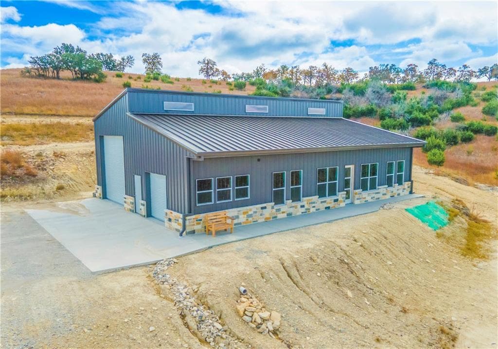 1759 Majestic Hills Dr