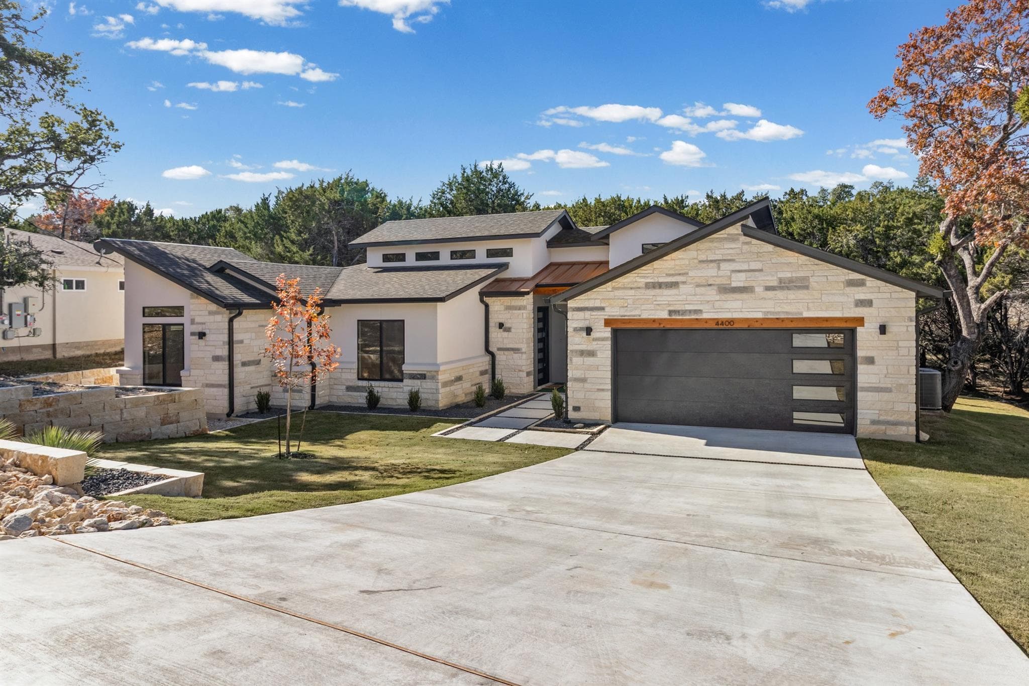 4400 Lindberg Ln