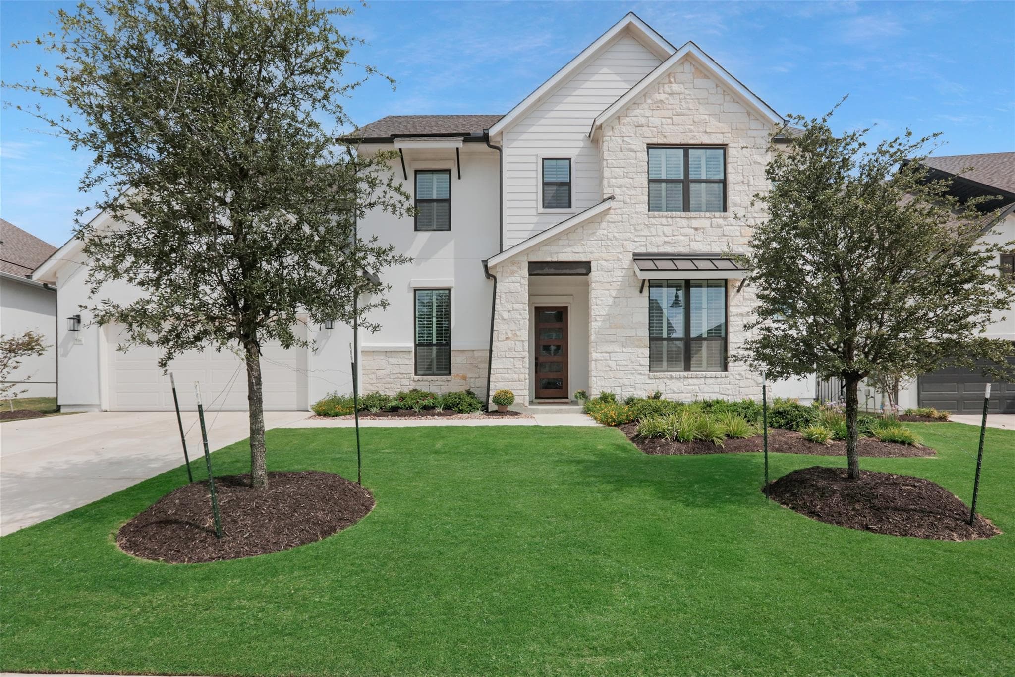 316 Valletta Way