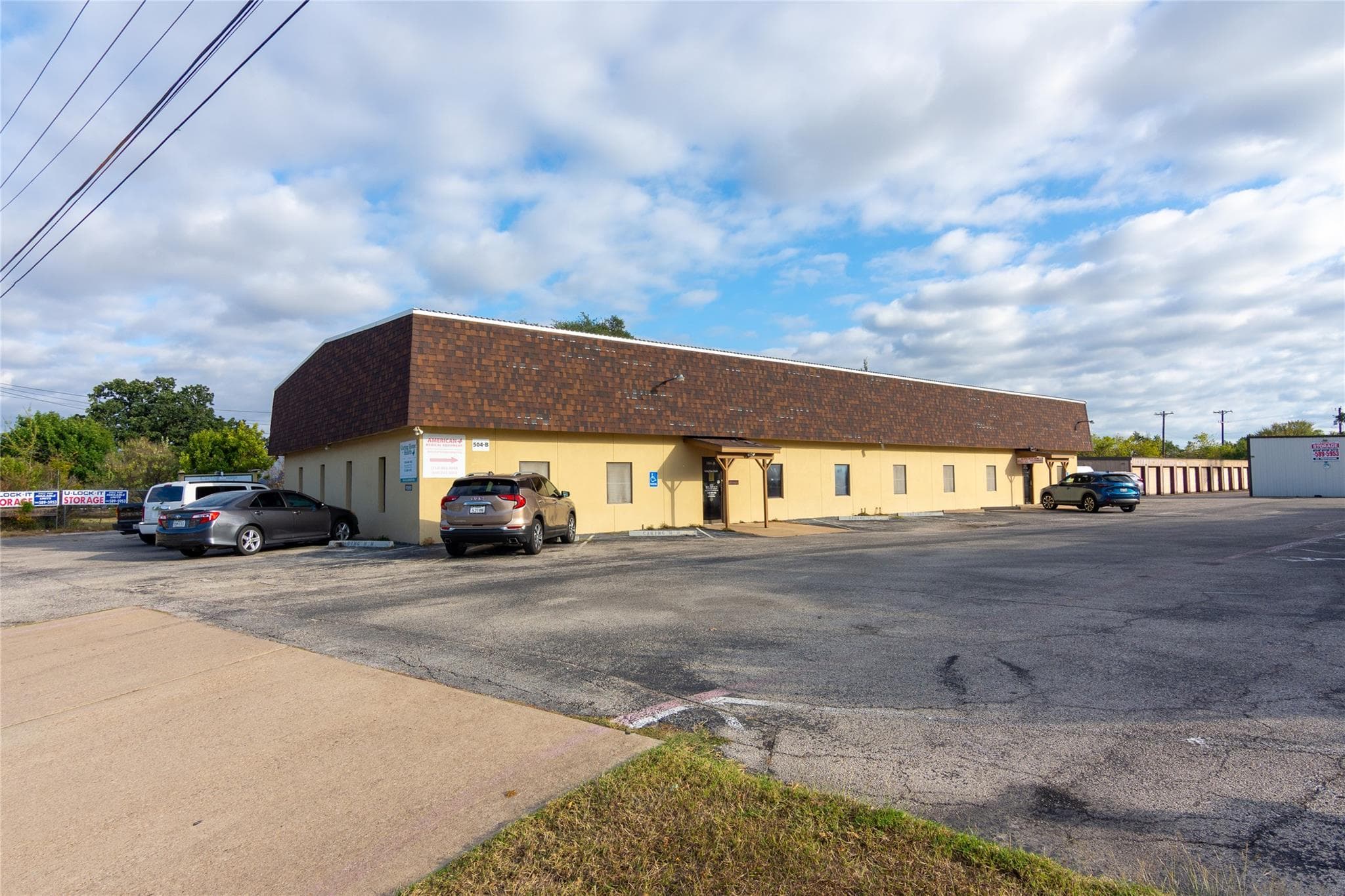 504 Leander Rd