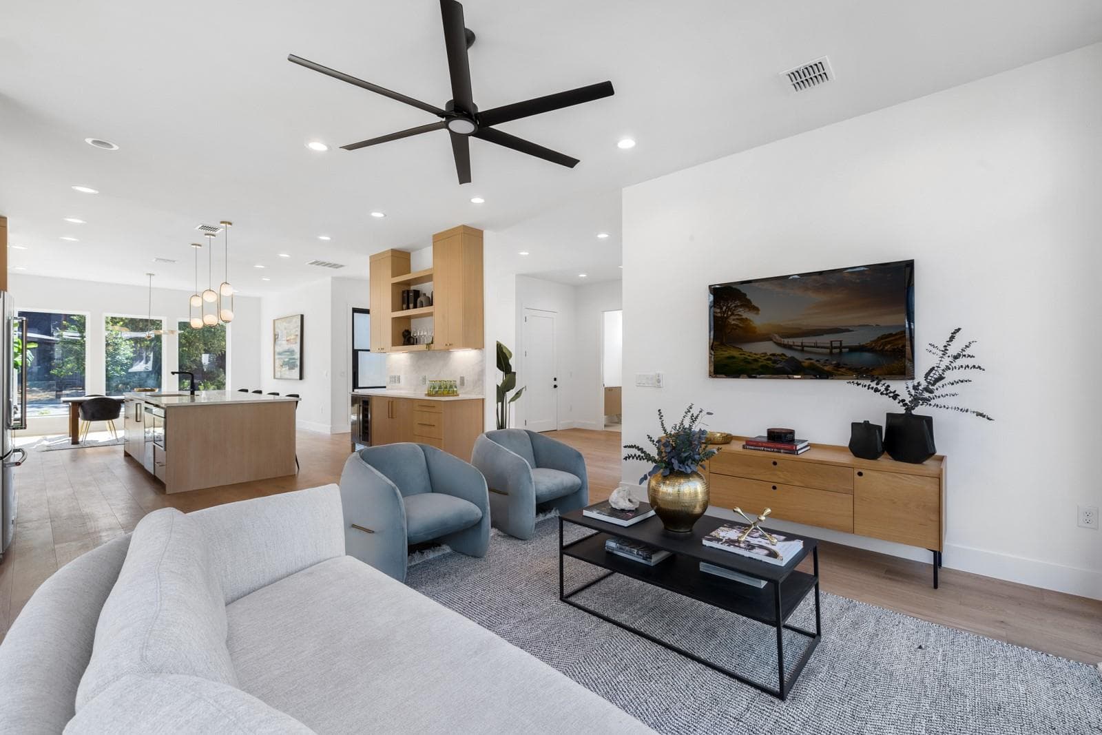 4804 Richmond #1 Ave