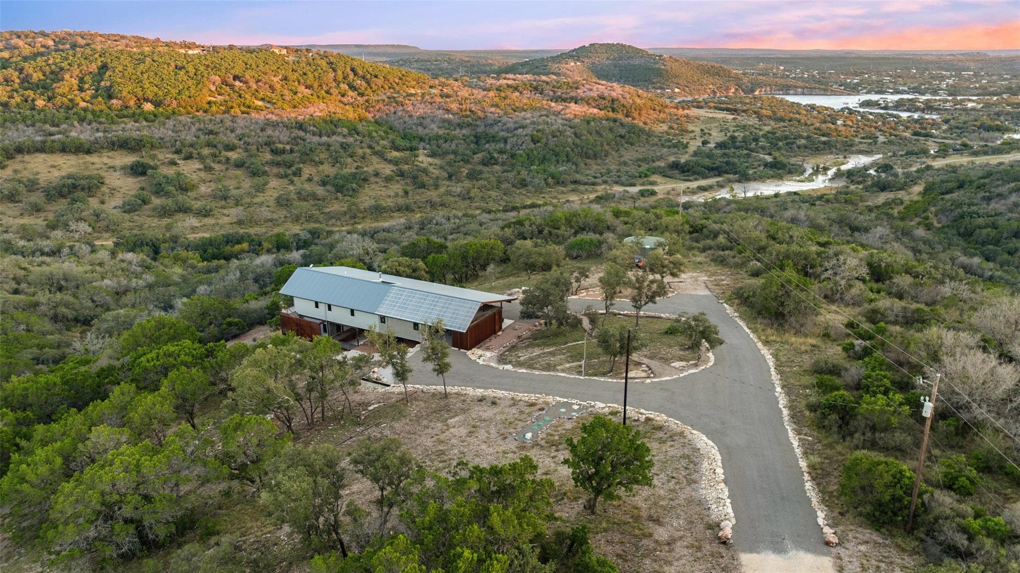 2037 Wolf Creek Ranch Rd