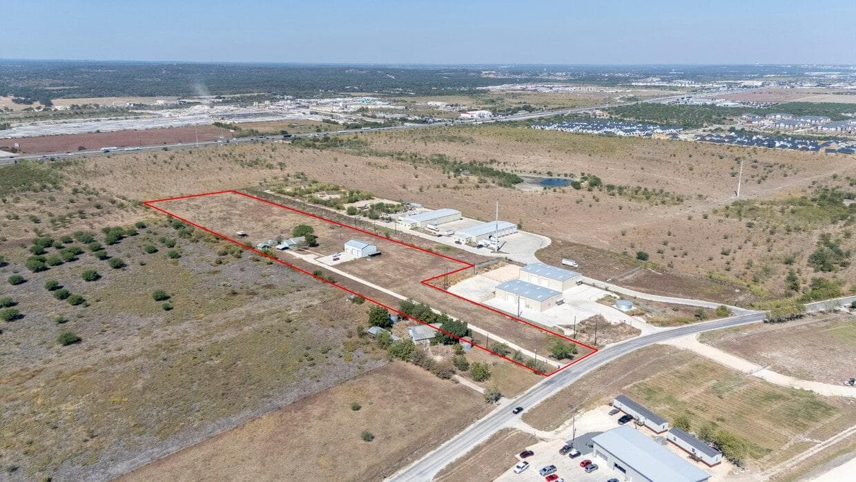 6802 S Old Bastrop Hwy