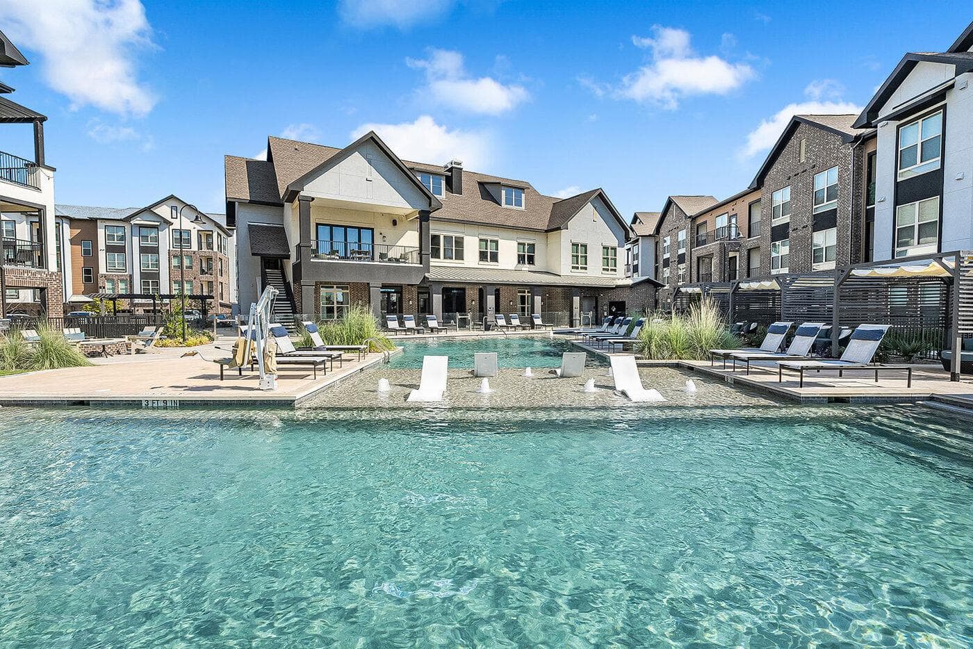 4401 E Pflugerville Pkwy #2401
