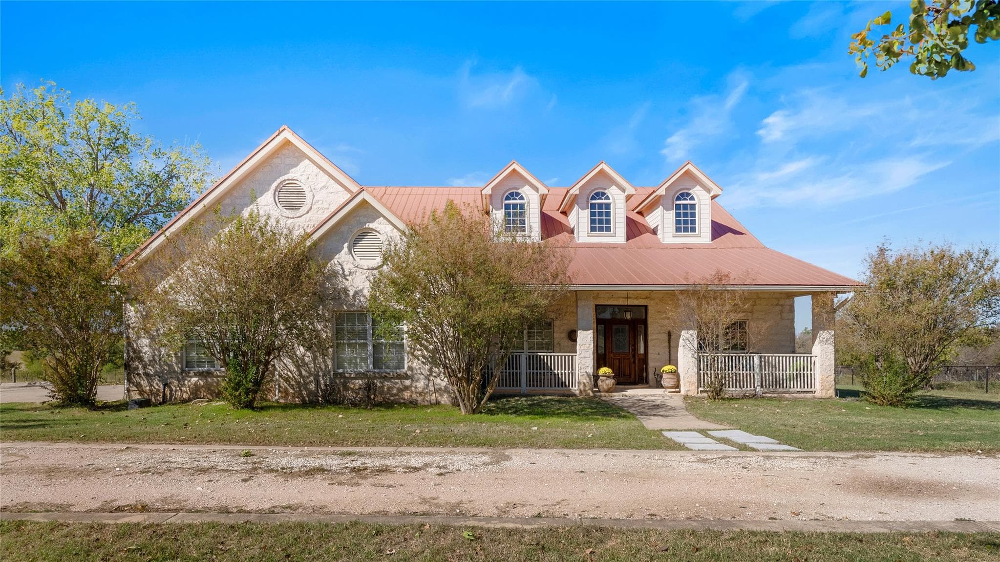 948 Upper Elgin River Rd