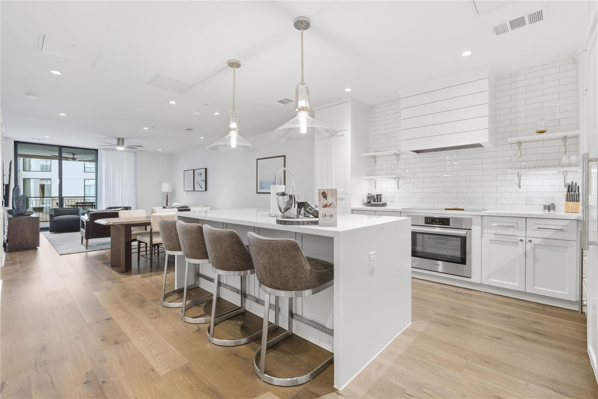 82 Island Dr #8202