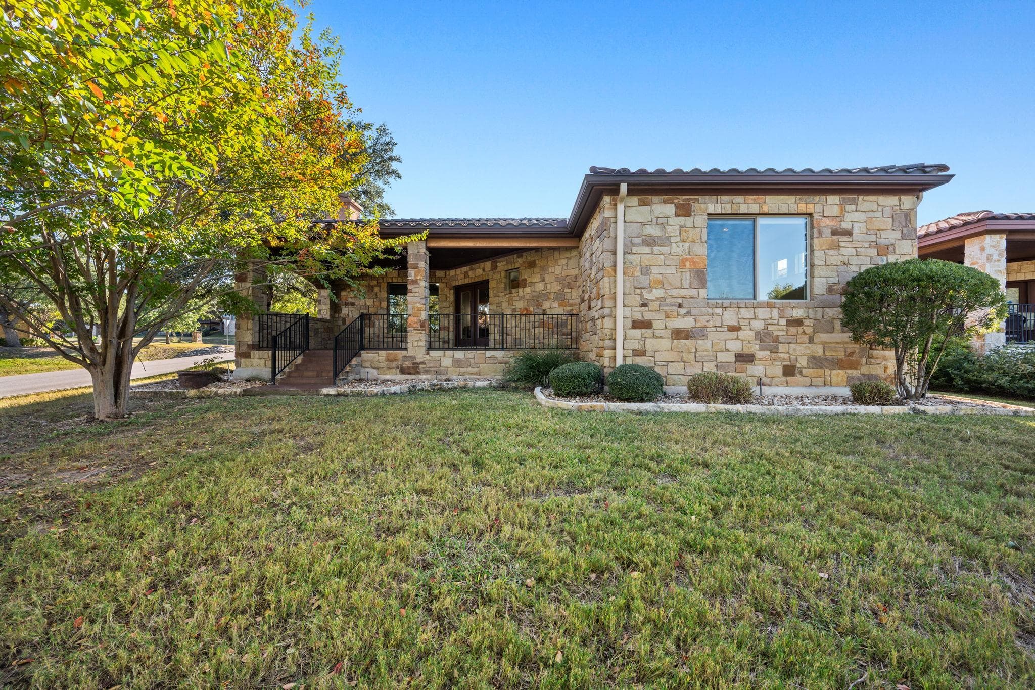 102 Cedar Glen Cv