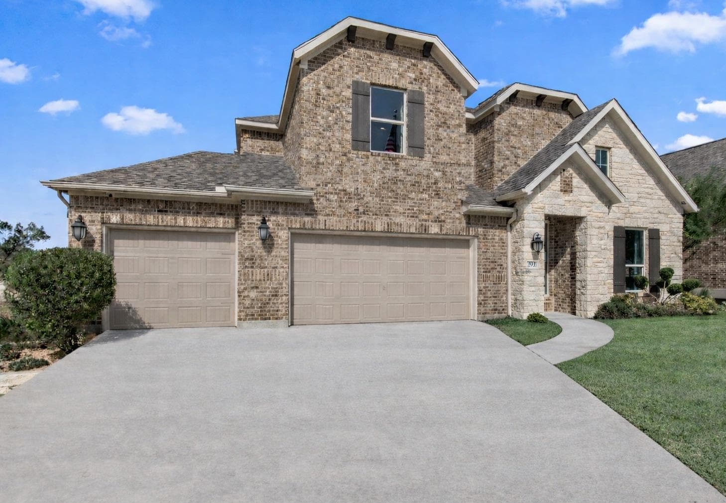 292 Milam Creek Dr