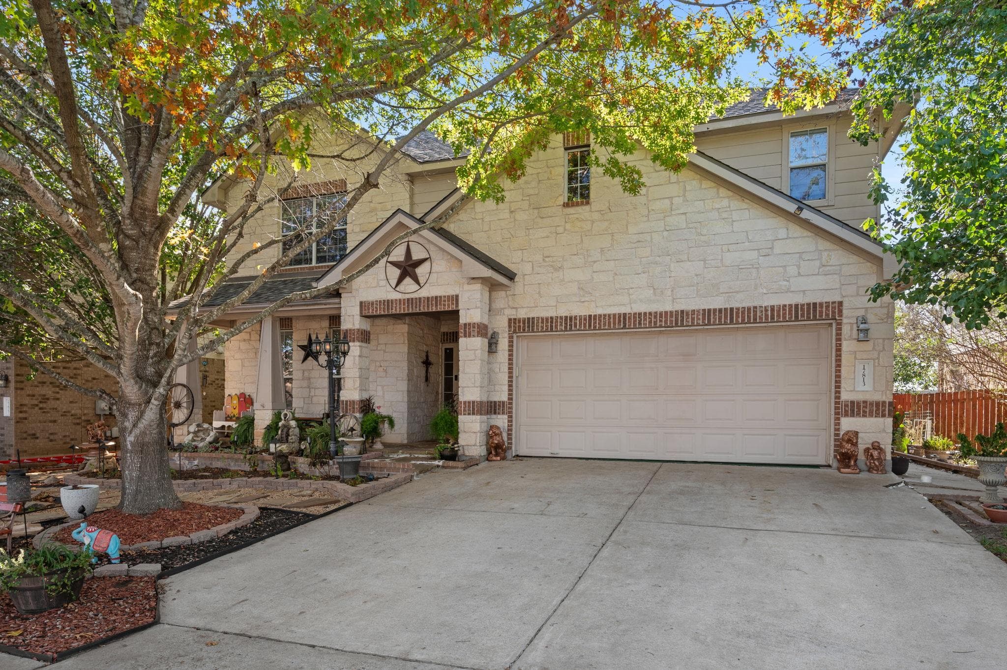 17813 Floribundas Ln