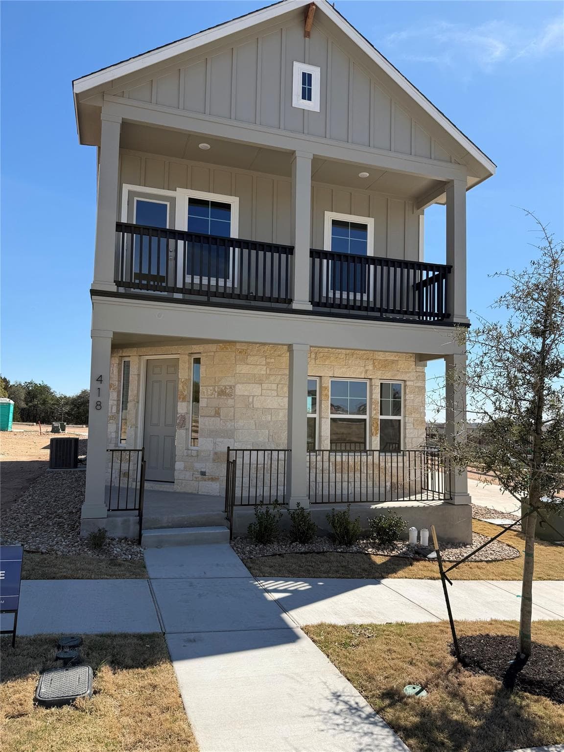 5900 Whisper Creek Dr #418