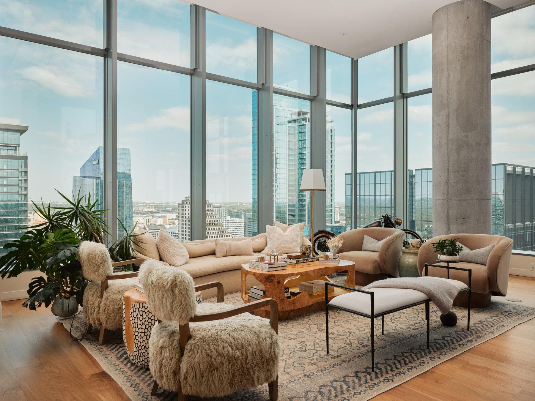 210 Lavaca St #3504