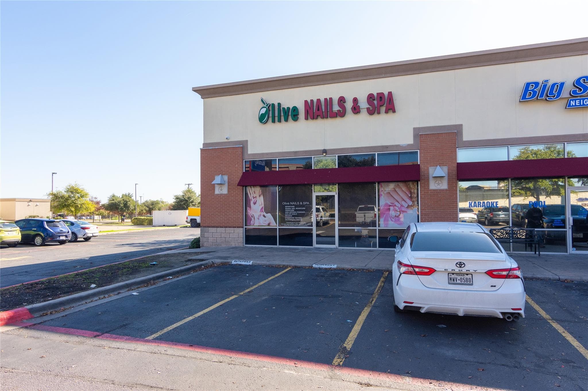 399 W Louis Henna Blvd #A