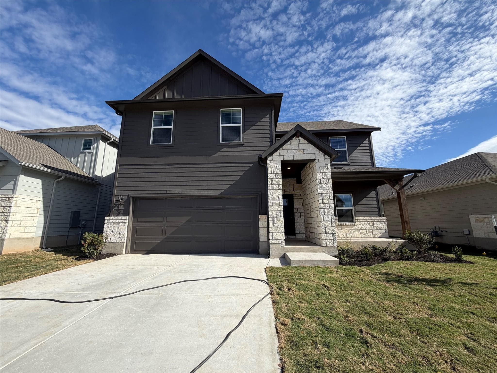 113 Holmby Dr