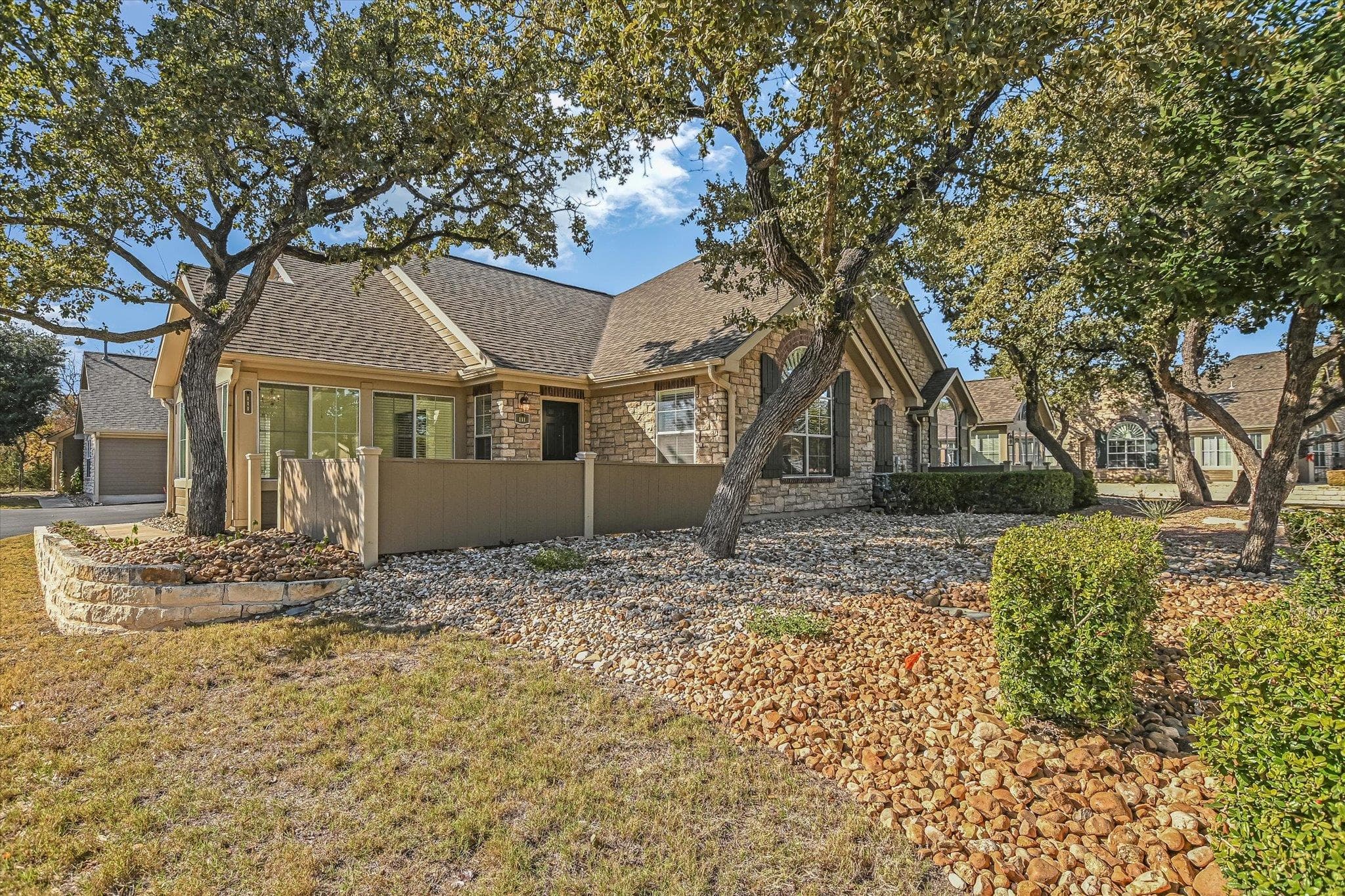 30 Wildwood Dr #111