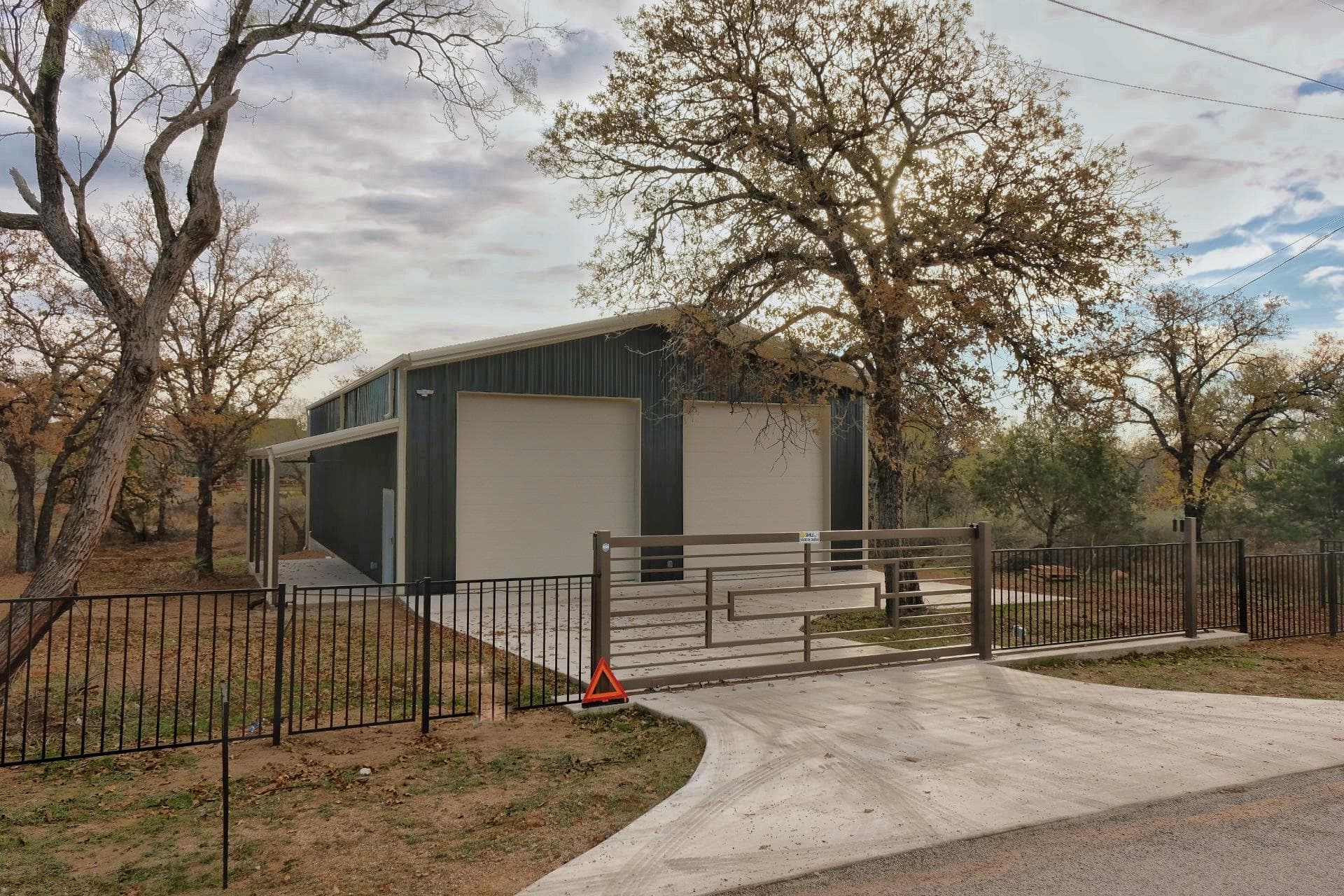 720 Link Dr