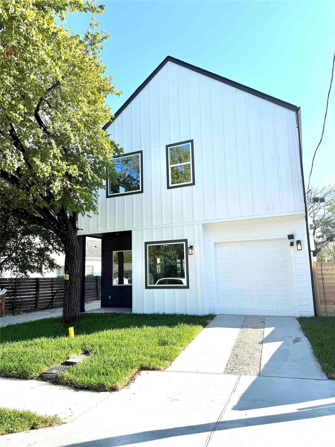 6809 Porter St #1