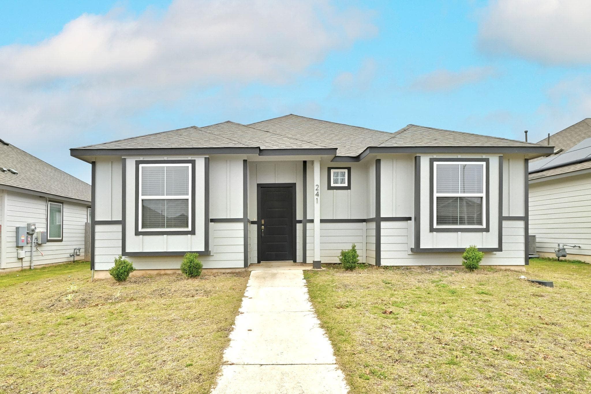 241 Banff Dr