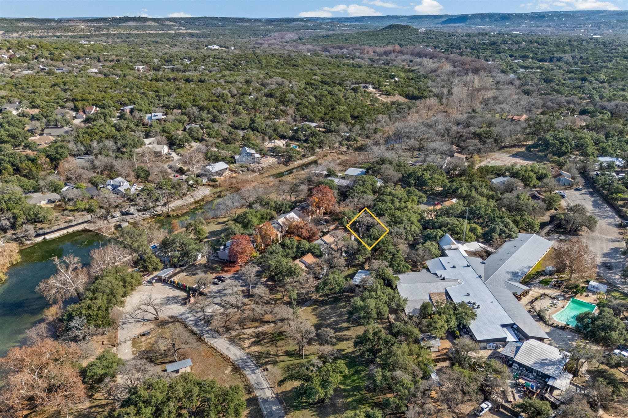 24 Marina Cir