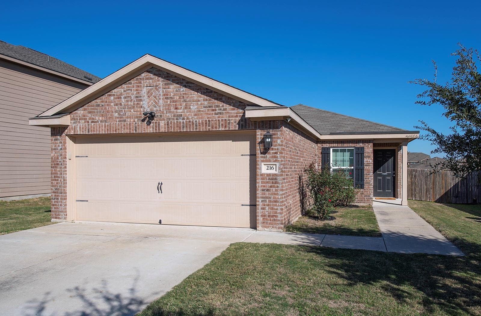 216 Millers Loop