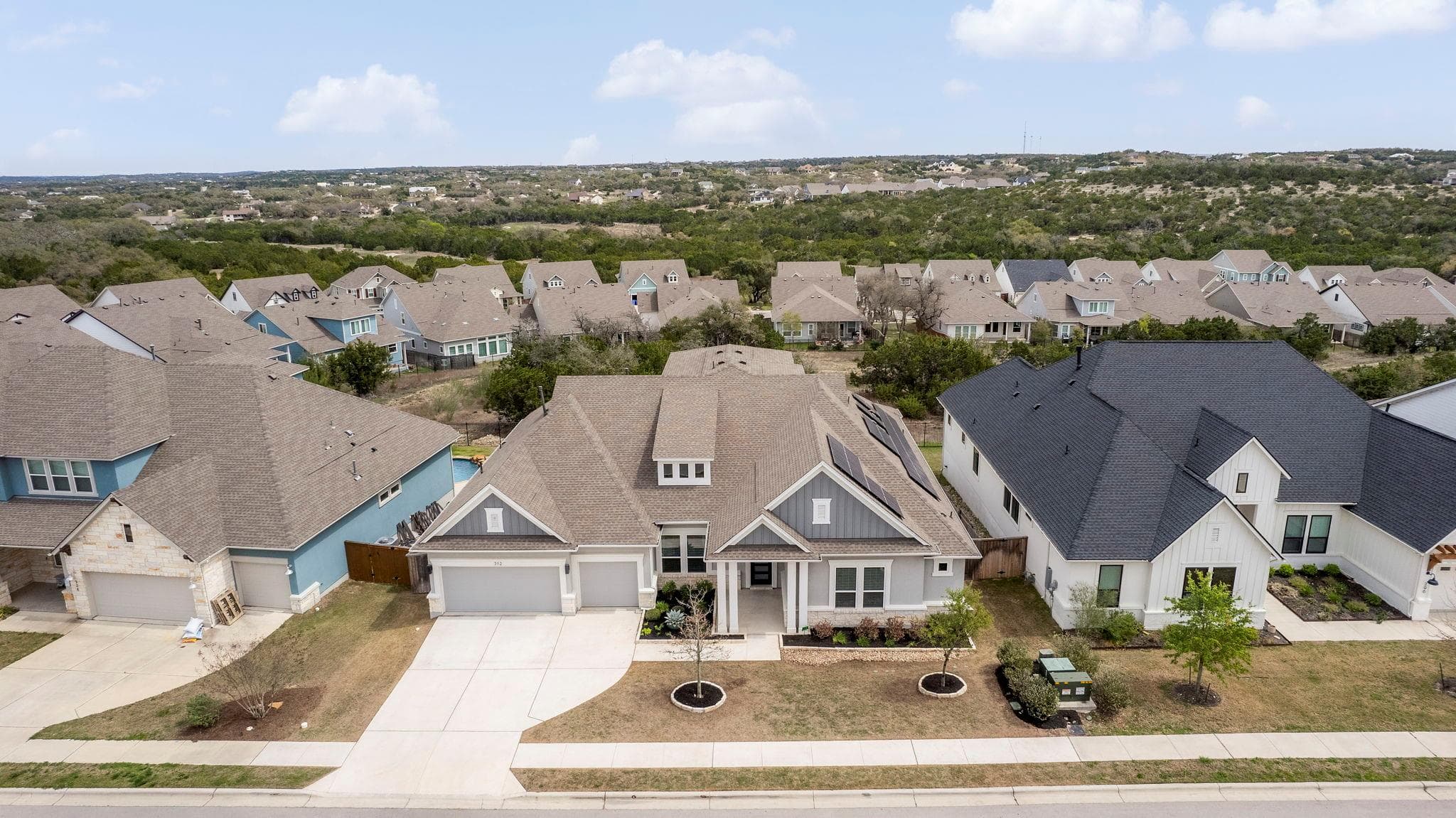 312 Starfire Dr