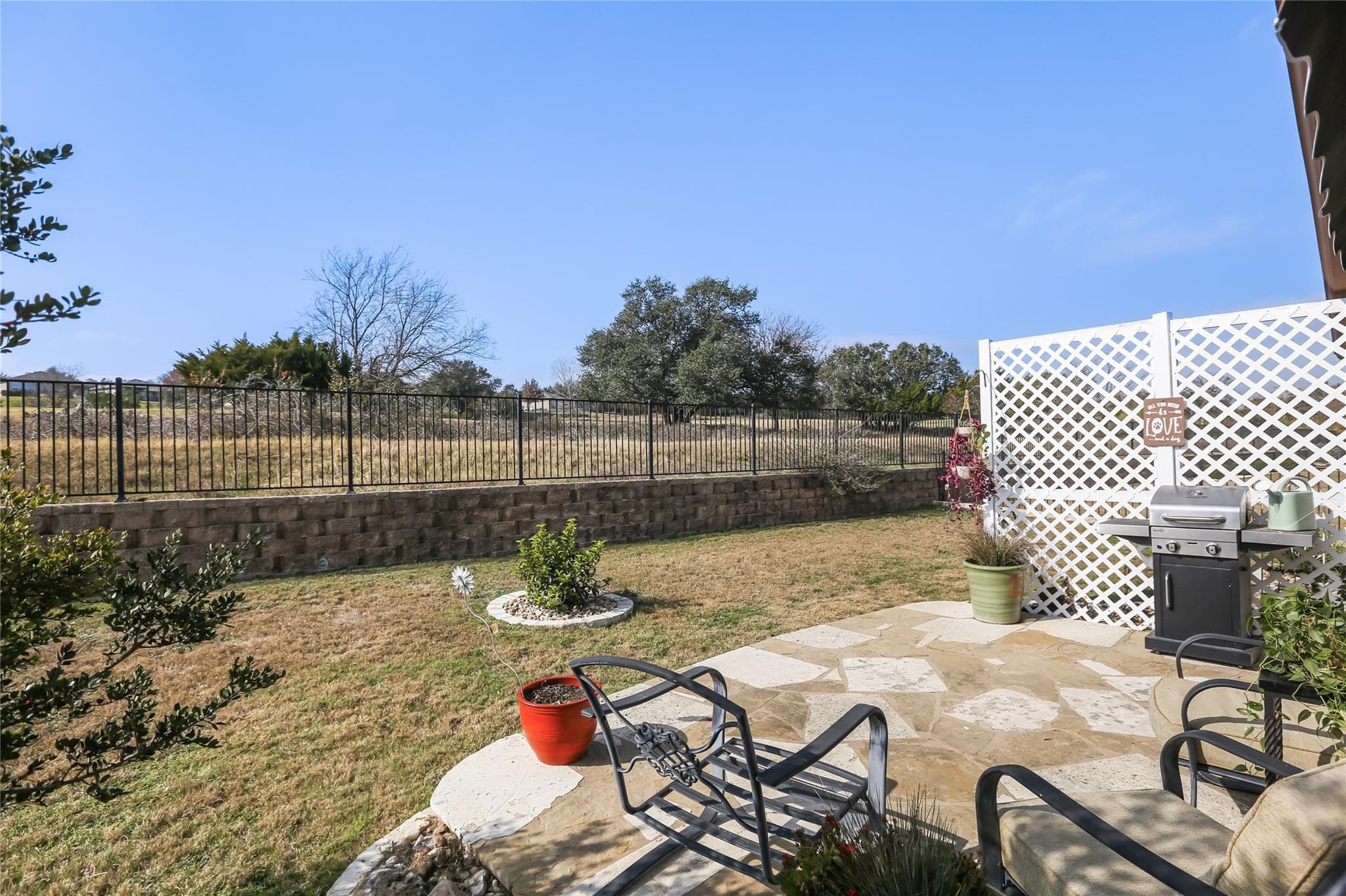 111 Monument Hill Trl