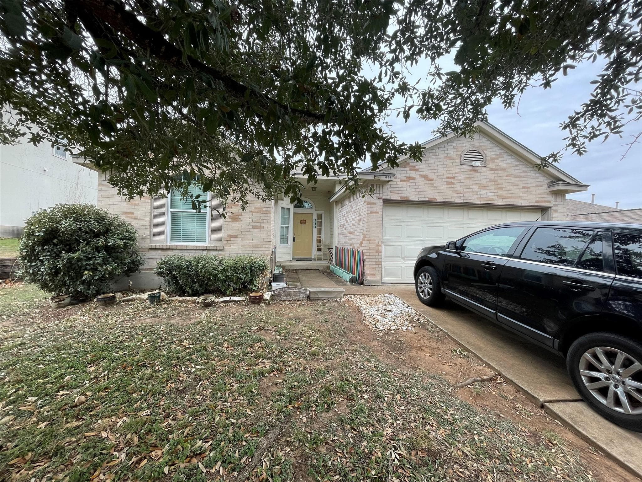 411 Estate Dr