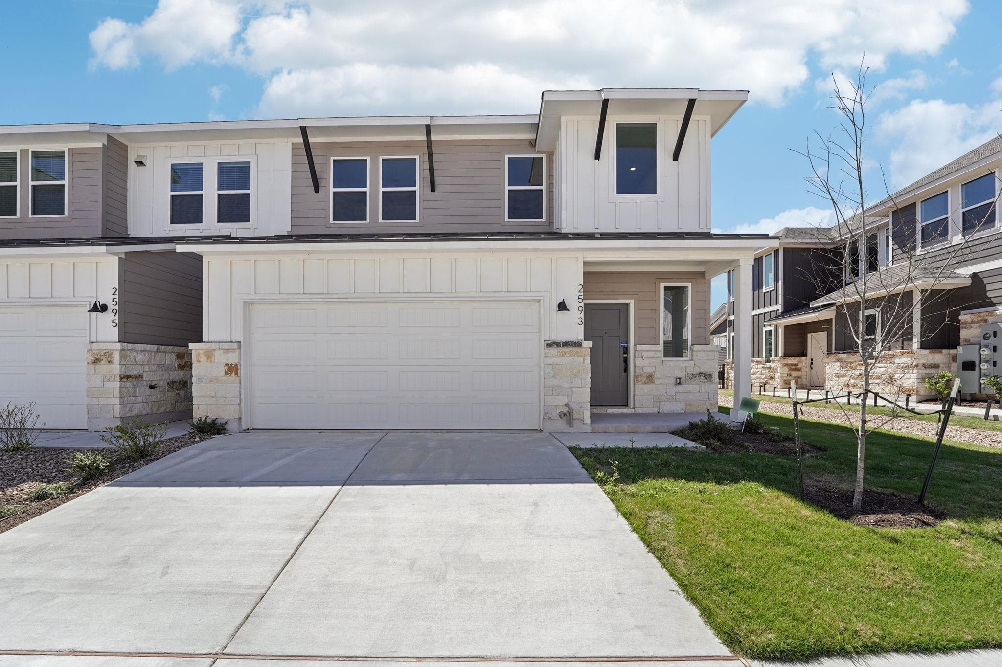 2593 Jack Nora Way