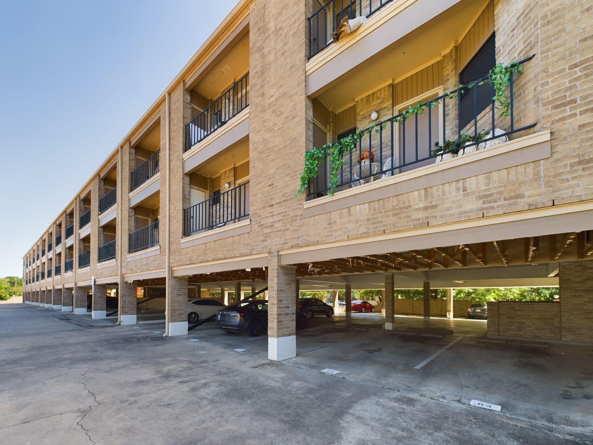 3316 Guadalupe St #317