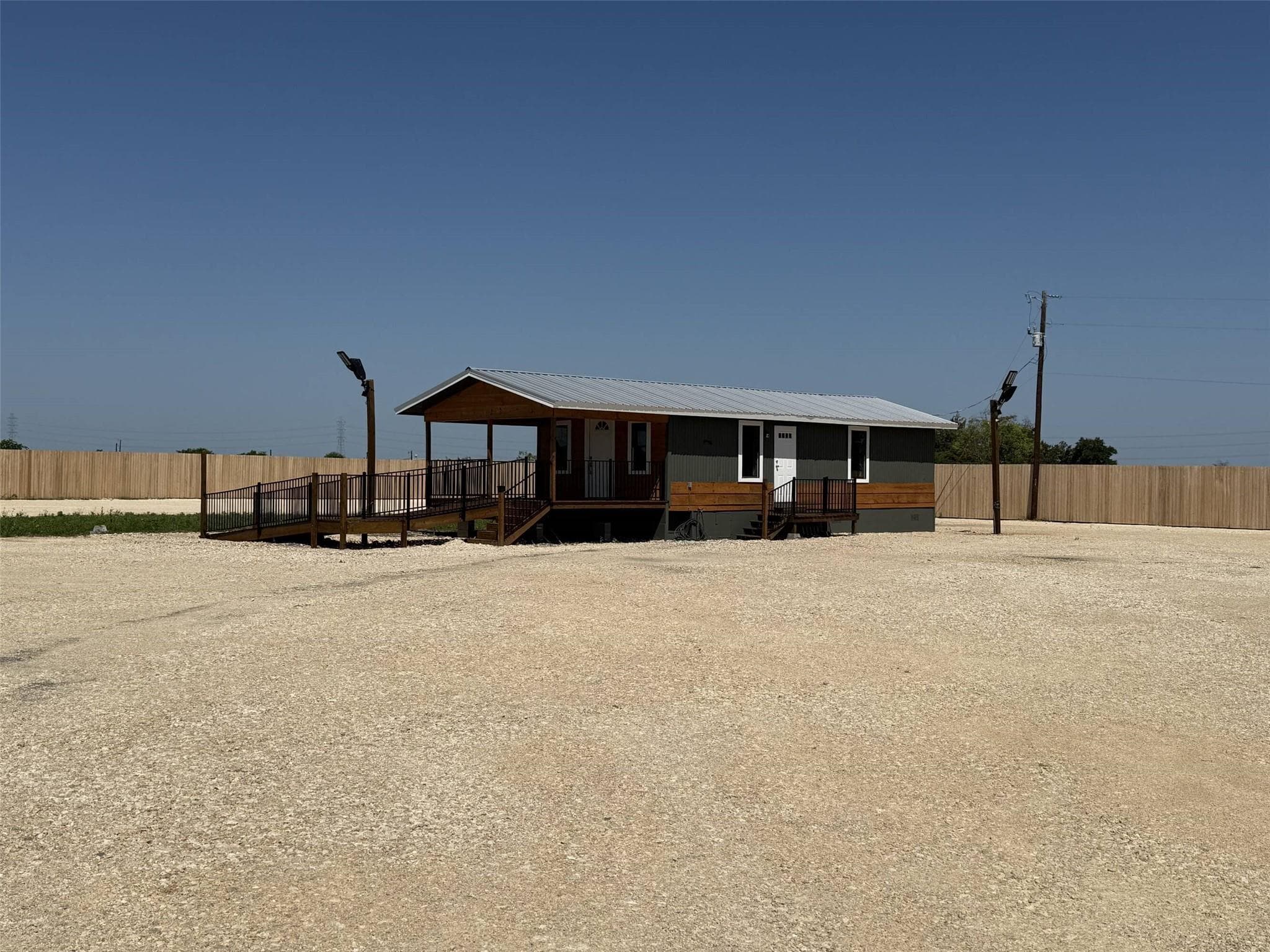 11808 US HWY 183 Hwy