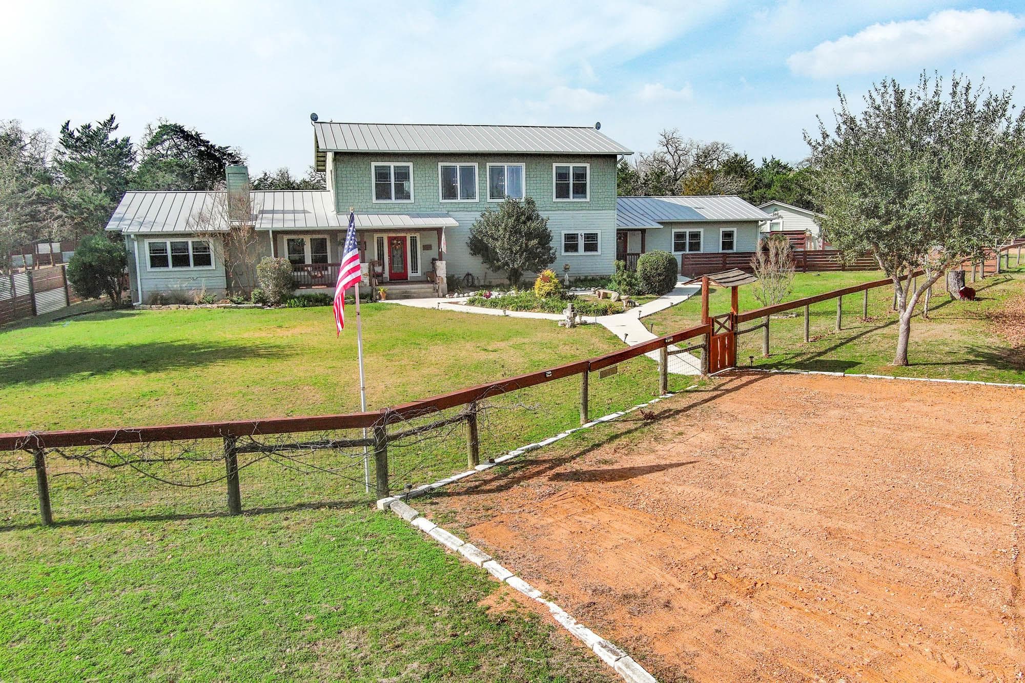 418 Vyvjala Rd