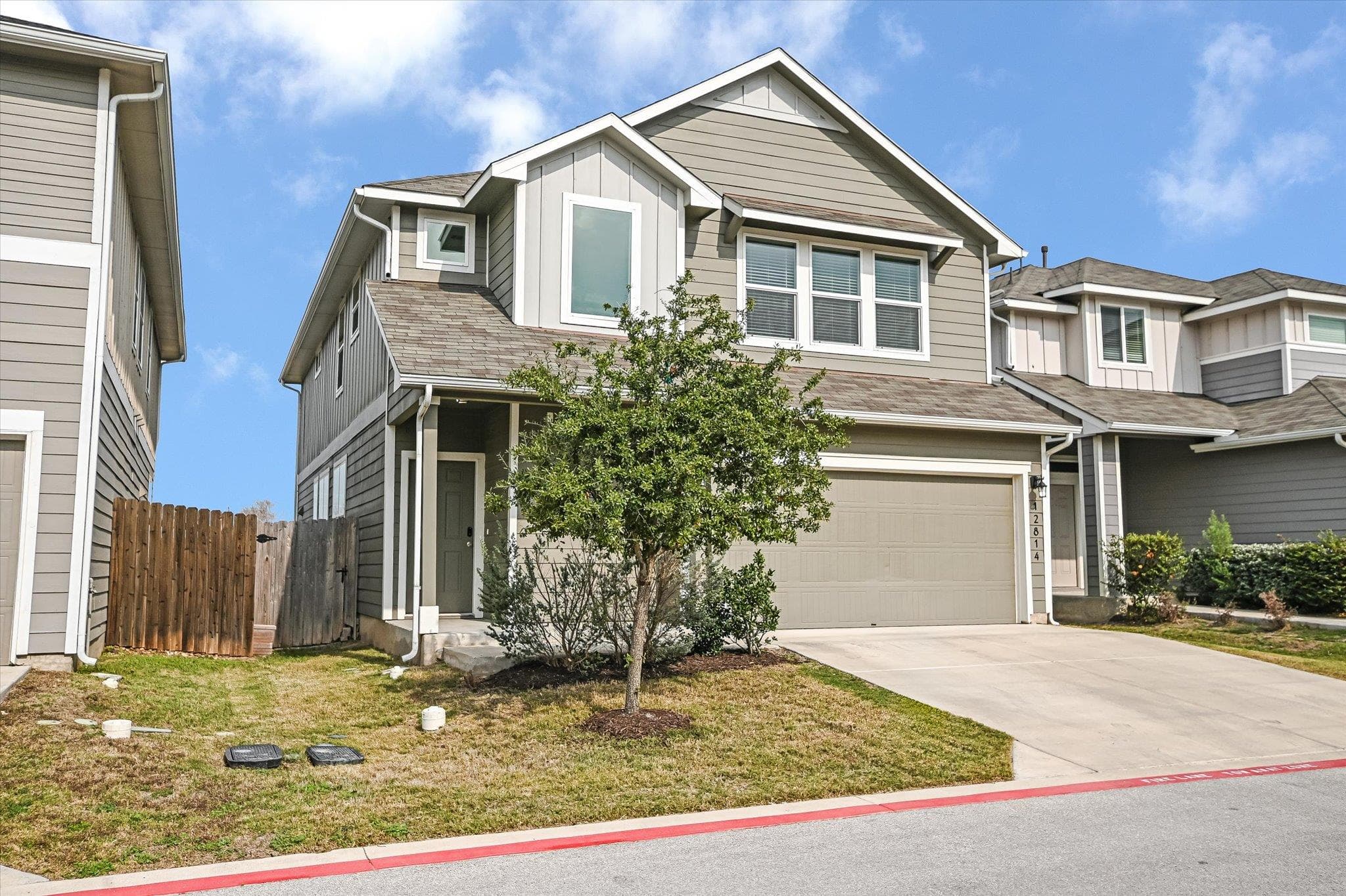 12814 Meachum Ln