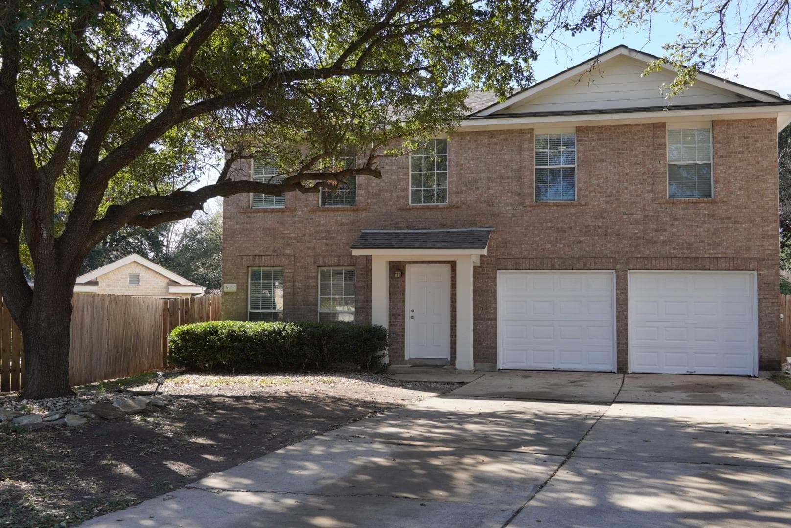 1623 War Horse Ln