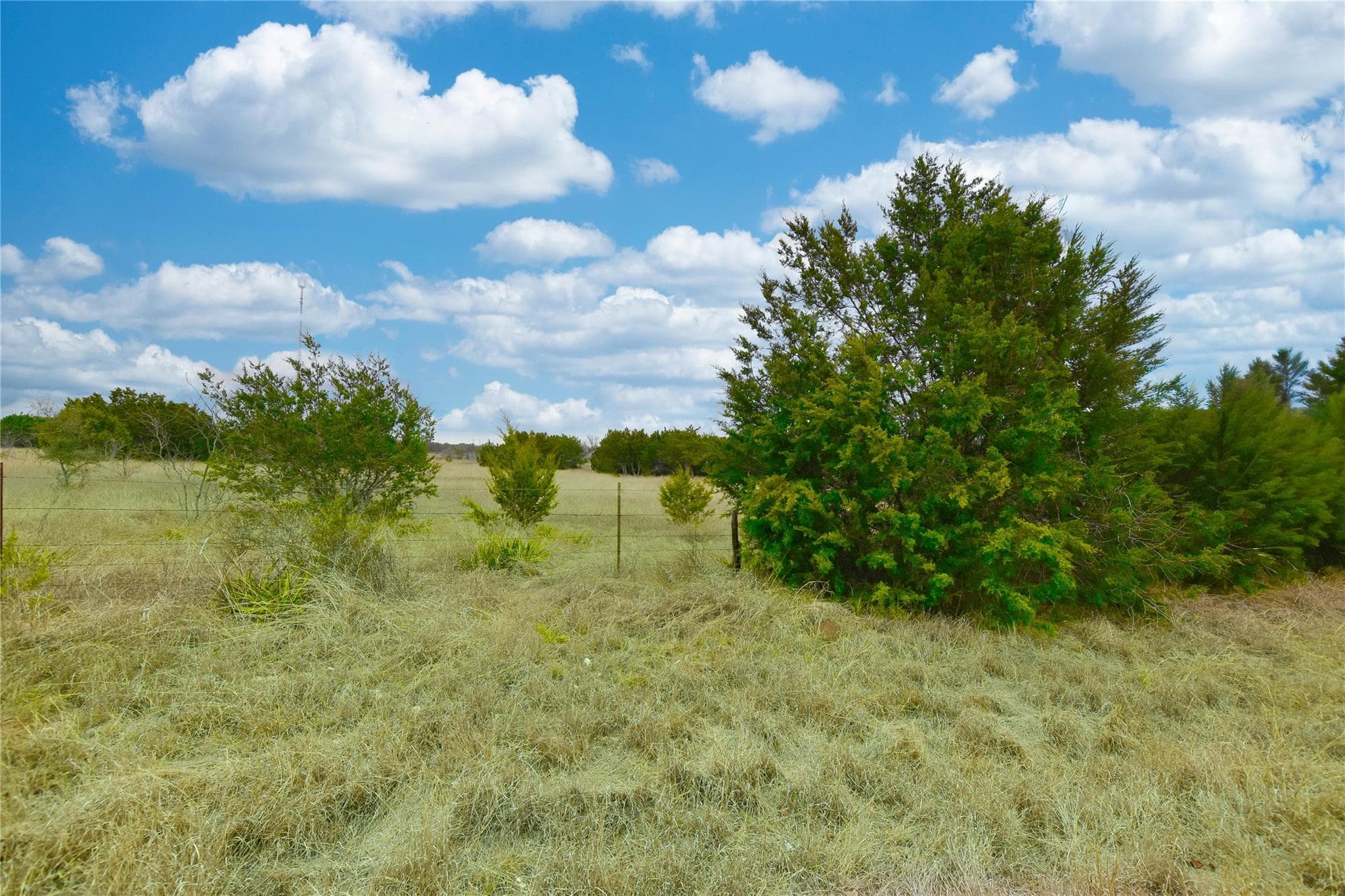 5025 County Road 200 Rd