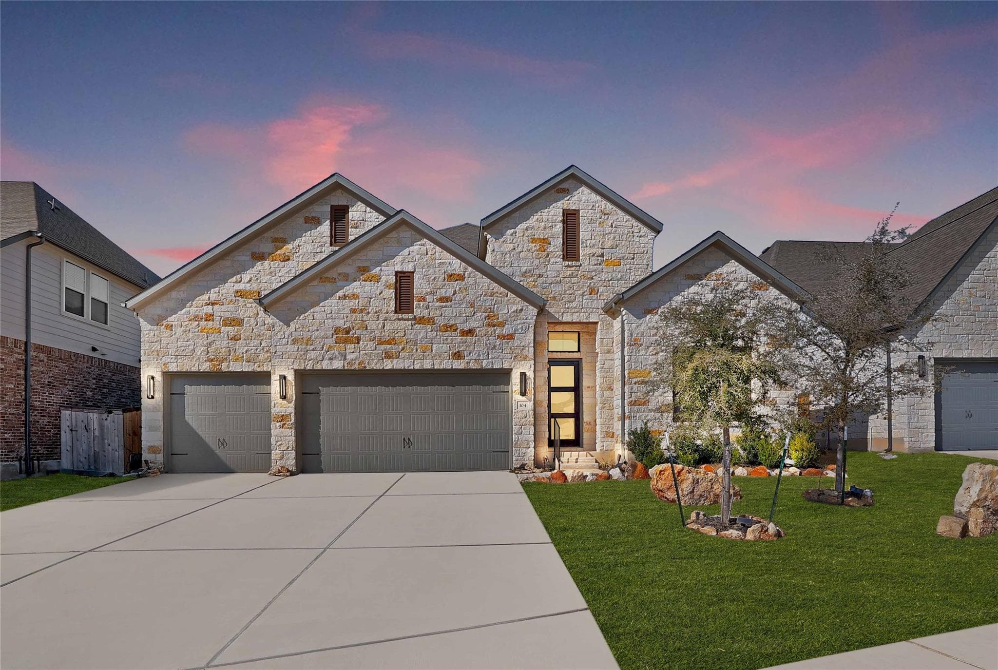 104 Serenity Hills Dr