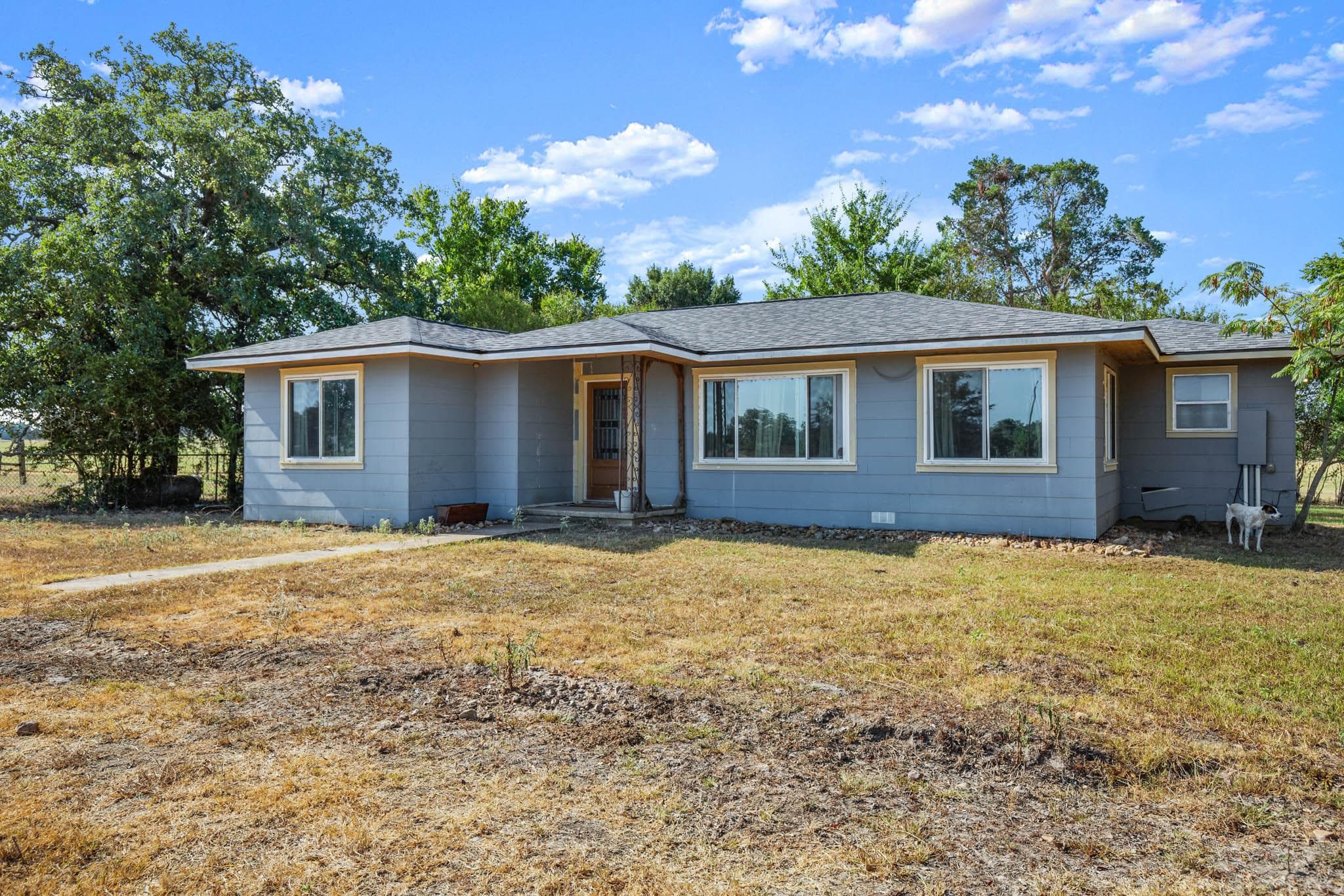 1099 Private Road 1061 None