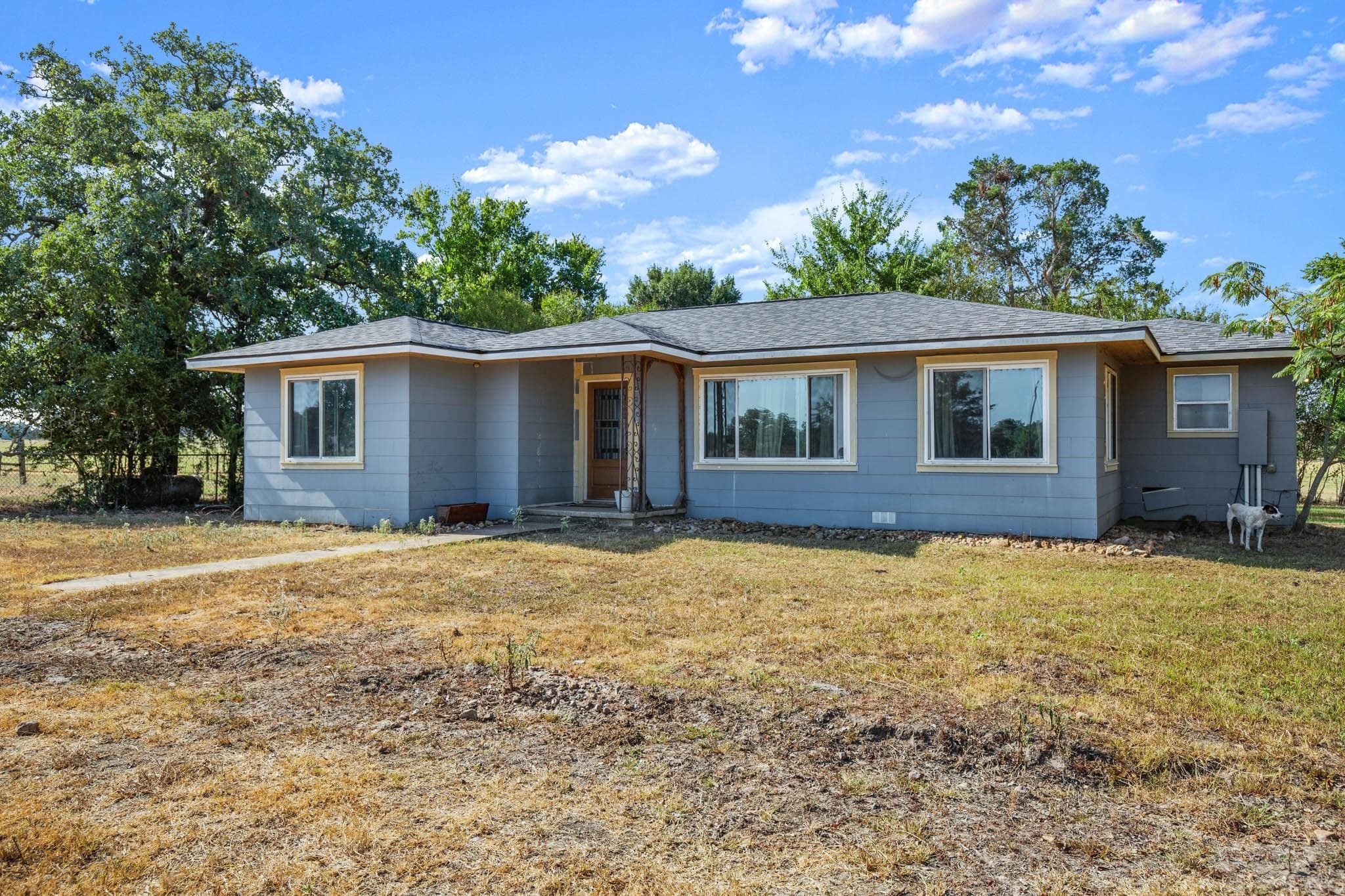 1099 Private Road 1061 None