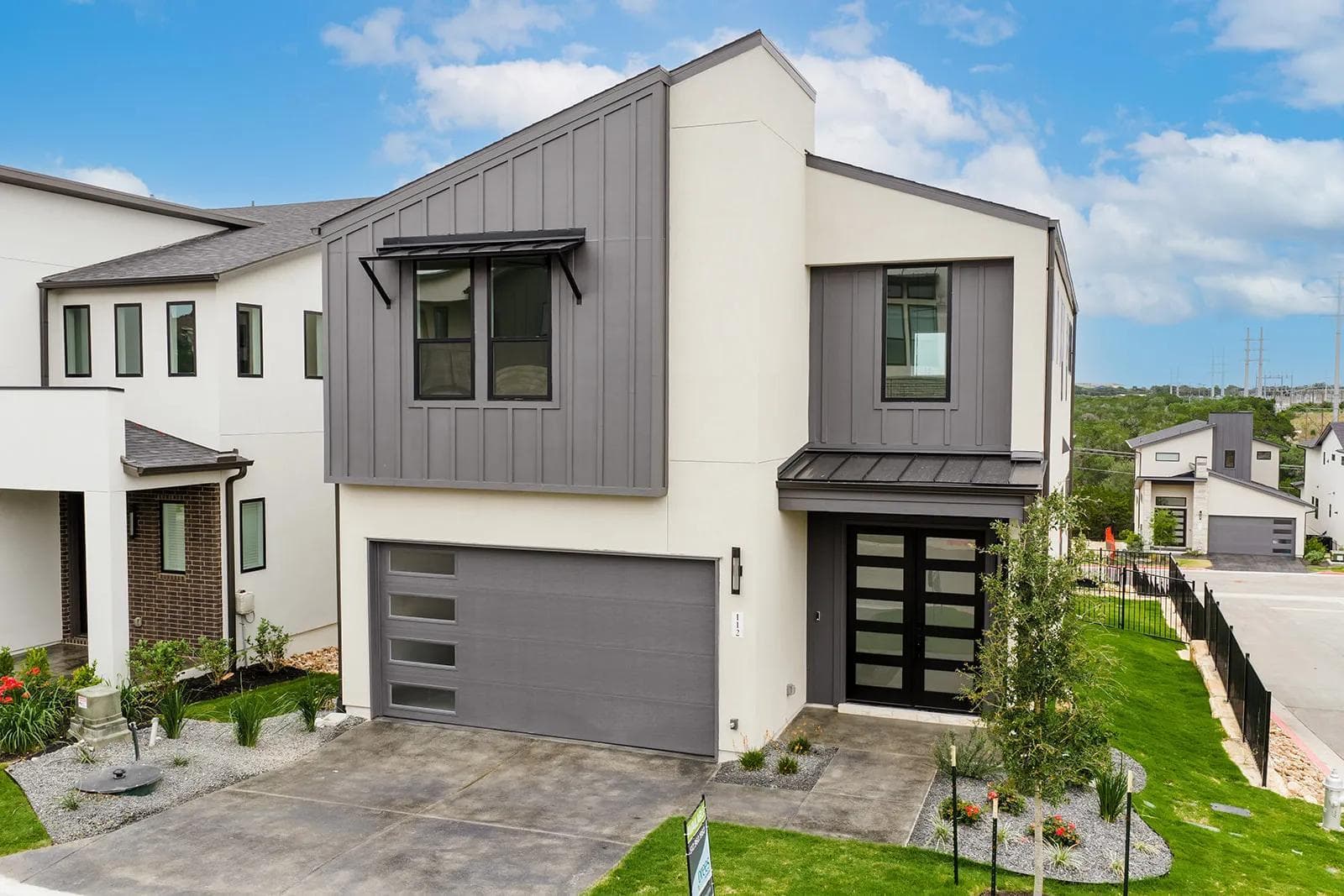 112 Pennybacker Ln