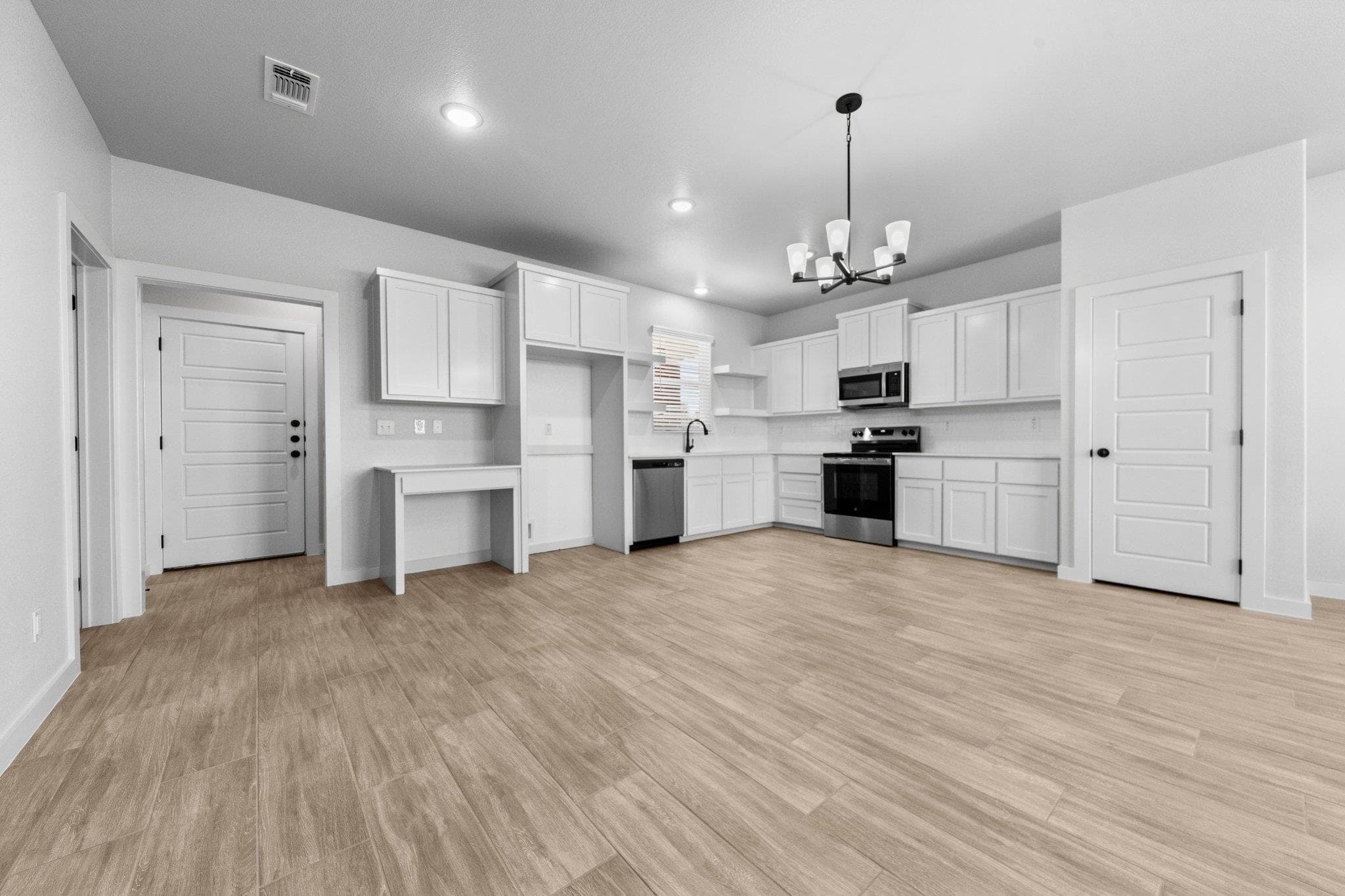 4627 Kings Crossing Blvd